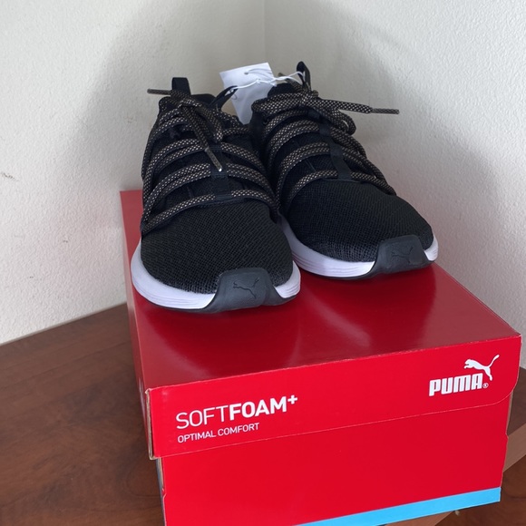 NWT Women’s Puma Prowl Knit Shoe Sneakers, black and white, size 6.5 - Picture 3 of 11